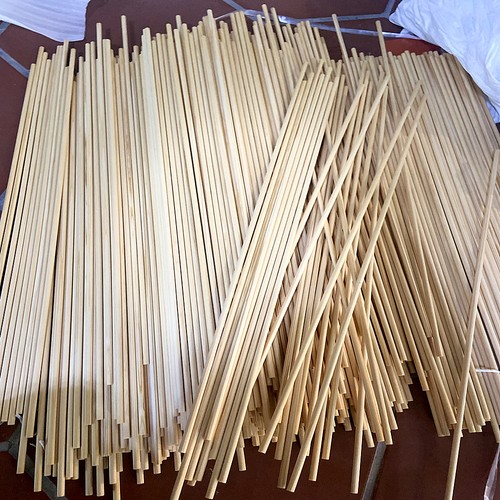 Pezzi aste legno di pino - pezzi,